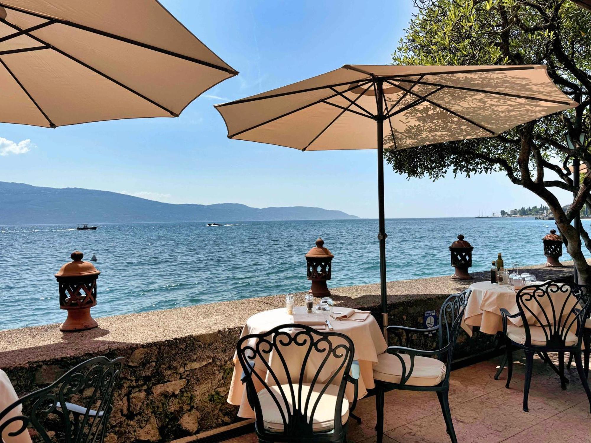 Hotel Gardenia Al Lago Gargnano Bagian luar foto