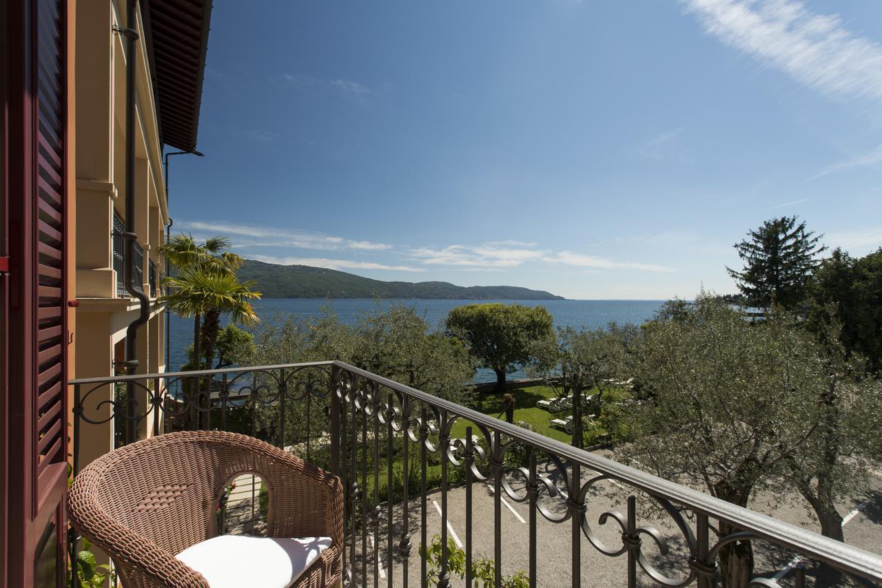 Hotel Gardenia Al Lago Gargnano Bagian luar foto