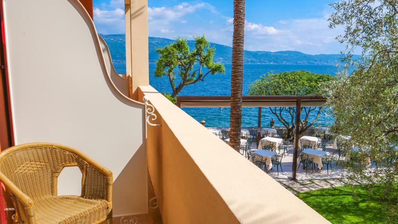 Hotel Gardenia Al Lago Gargnano Bagian luar foto